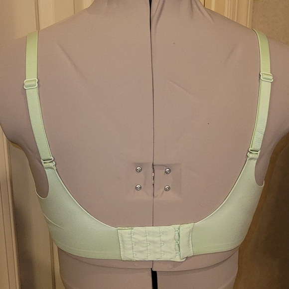 Ambrielle Super Soft Plunge T-shirt Bra Pastel Green New Without Tag - Picture 12 of 14